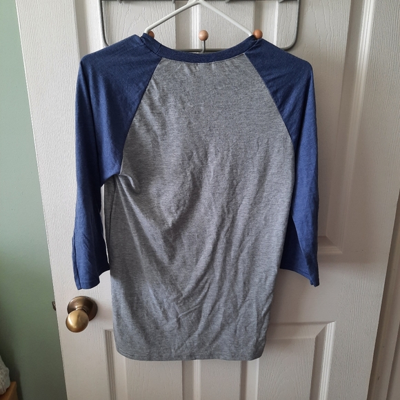 Anvil Size XS Men's Blue and Gray 3/4-sleeve Raglan Tee NWOT - Picture 2 of 6